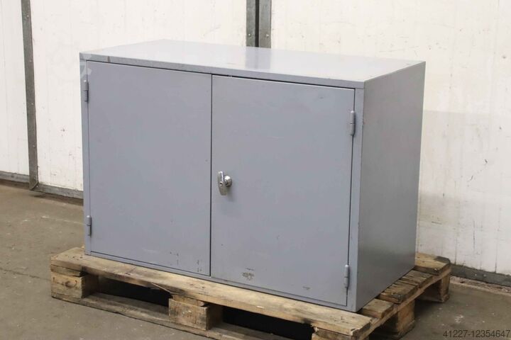 Werkzeugschrank unbekannt 1055/510/H725 mm