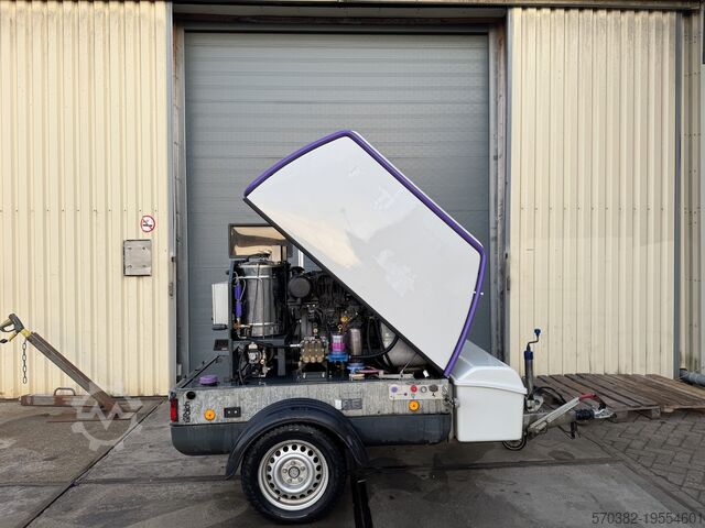 Hot water pressure cleaner Falch T3H