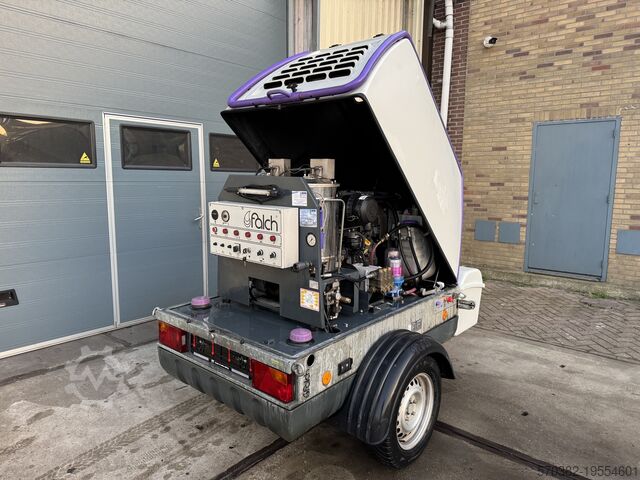 Hot water pressure cleaner Falch T3H