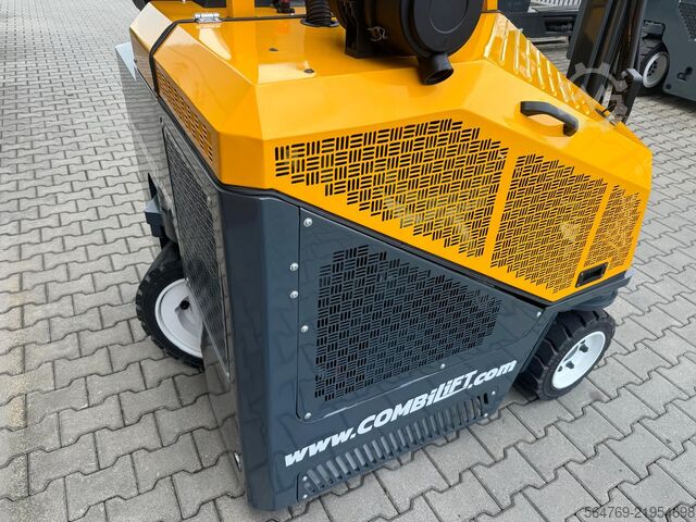 Vierwegestapler Combilift CB3000/LPG /2016 year/ Perfect condition