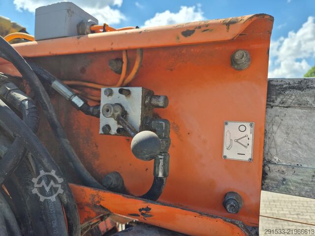Rock drill Sandvik Tamrock Commando 120R 4X4
