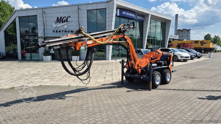 Rock drill Sandvik Tamrock Commando 120R 4X4
