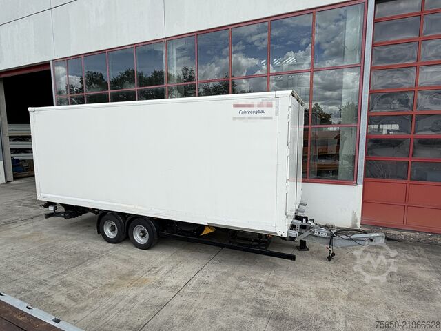 Box trailer Möslein TKO 105 DL Schwebheim  Tandemkoffer, Durchladbar + Ladebordwand