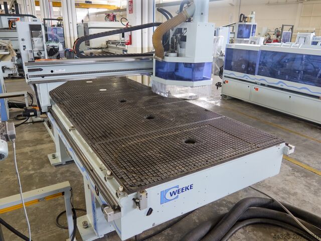 Bearbeitungszentrum mit Nestingtisch WEEKE VANTAGE 24 L