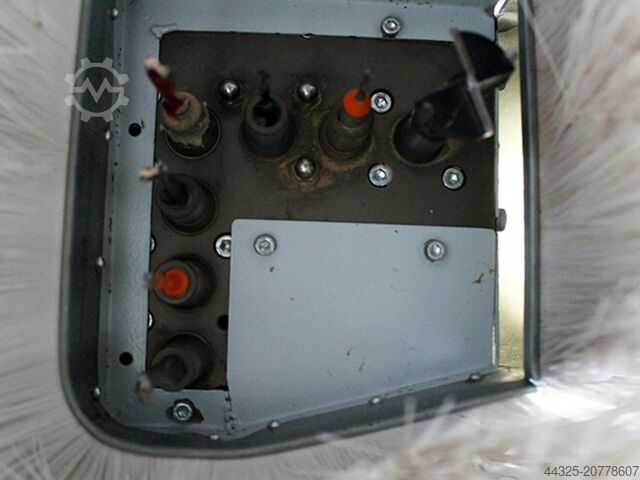 Bearbeitungszentrum mit Nestingtisch WEEKE VANTAGE 24 L