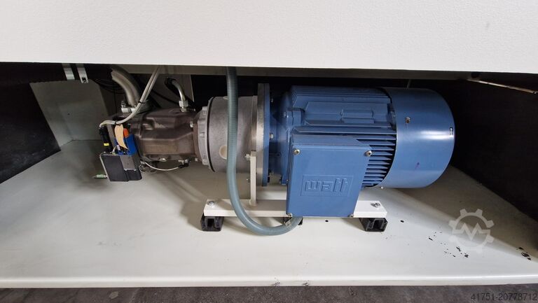 Spritzgießmaschine BATTENFELD TM 400-3400