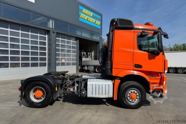 Standard tractor unit MERCEDES-BENZ Arocs 1848 4x4H