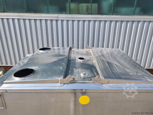 Stainless steel container with insulation  10695