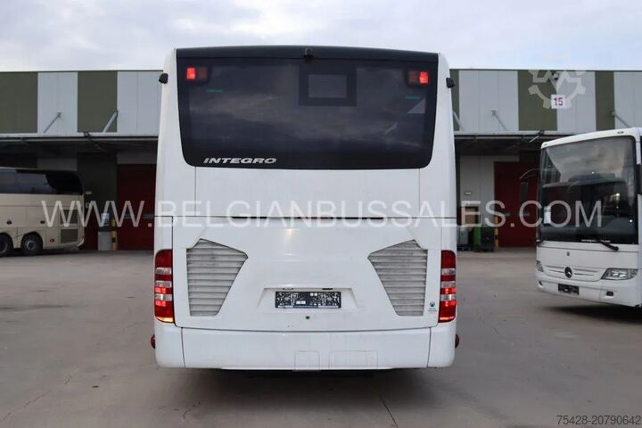 Intercitybus Mercedes-Benz Integro L / Intouro / 15.0m / Euro 6 / 4 X