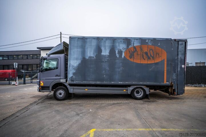 Box body MERCEDES ATEGO 1218 L+ moving lift