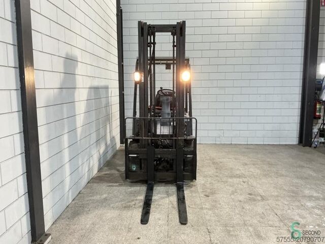 Gabelstapler Doosan D30S-5