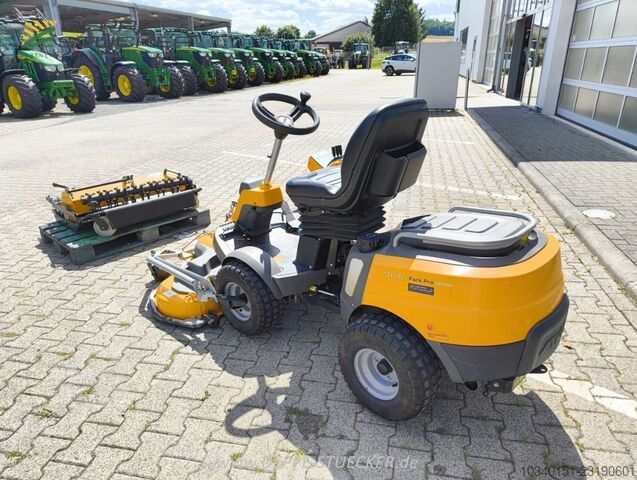 Stiga Park Pro 740 IQX mit Mulcher/Vertikutierer Stiga Park Pro 740 IQX mit Mulcher/Vertikutier