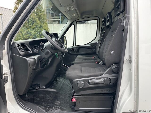 Transporter mit Koffer Iveco Daily 35C16 Zwillingsbereifung.LBW.Kamer