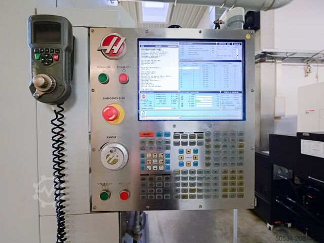 Vertikales Bearbeitungszentrum HAAS UMC-750SS