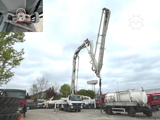 Betonpumpen-LKW MERCEDES-BENZ Actros 3241 B 8x4 Betonpumpe Putzmeister 42m