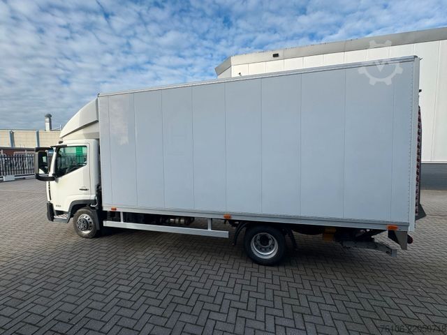 Box van NISSAN NT500 56.15 Koffer mit LBW*Ahk*nur 34.800 km *