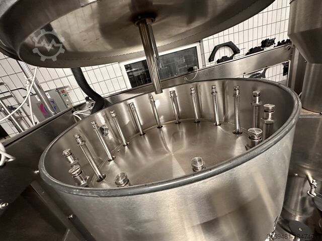 Filling system + 3 cappers + filling pump Fimer & Enolmeccanica Vallebelbo .B