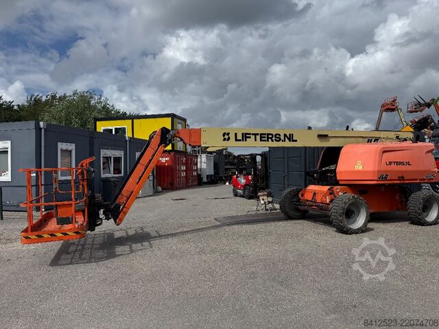 Telescopic boom lift JLG 660 SJ