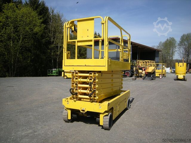 Scissor lift Genie GS 4047 (ID1234)