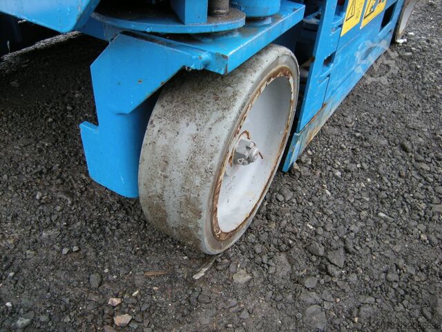 Scissor lift Genie GS 1330 (ID1722)