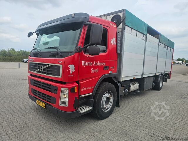 Cattle transport Volvo FM 300 4x2 - Livestock 1 deck - Euro 4 - I shift