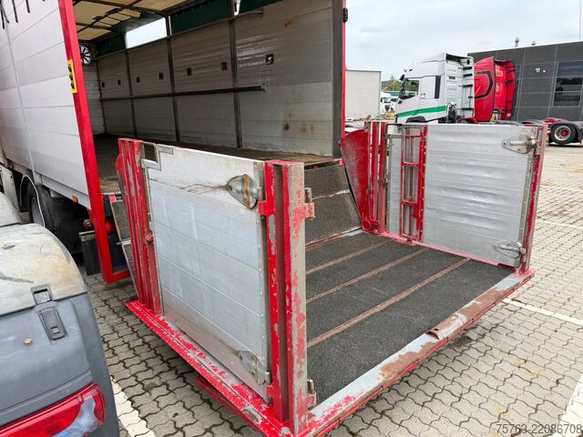 Cattle transport Volvo FM 300 4x2 - Livestock 1 deck - Euro 4 - I shift