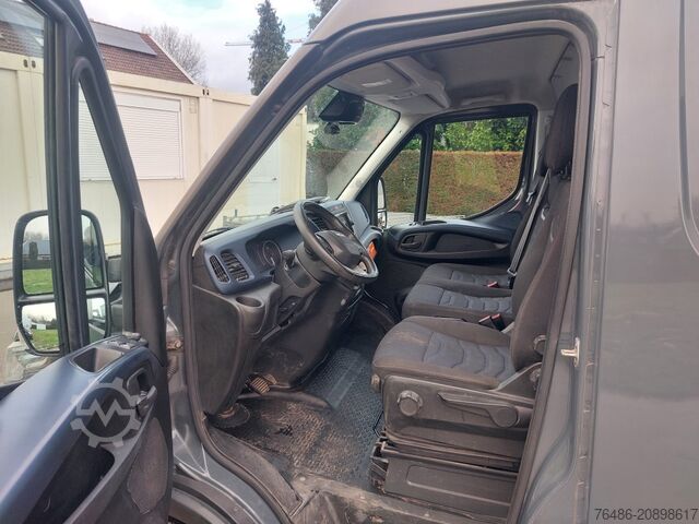 High roof extended van Iveco Daily 35C18 Himatic