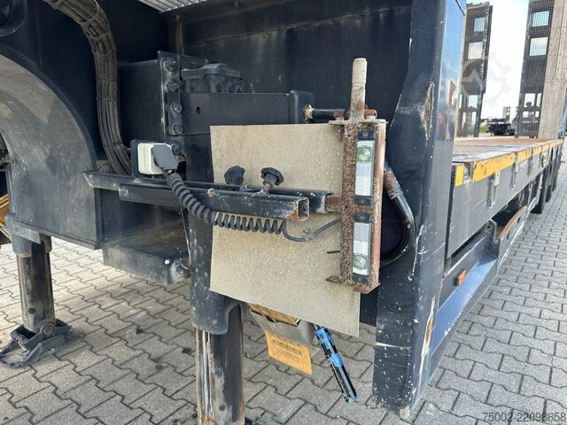 Low loader Broshuis 3ABSD Lowloader 3-axle / GVW: 53.000kg / Neck: ...