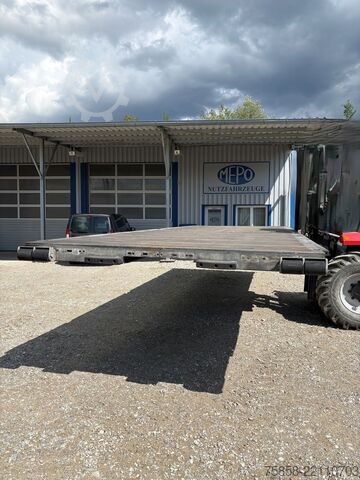 Swap body open x Verzinkte Baustoff Plattform 7,82m