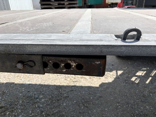 Swap body open x Verzinkte Baustoff Plattform 7,82m