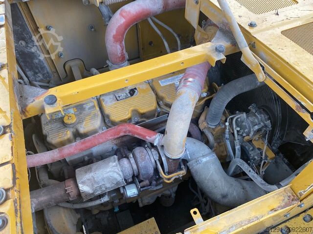 Crawler excavator Caterpillar 390FL ME