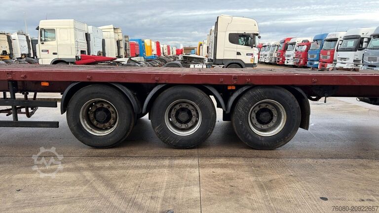 Flatbed Wielton PTS 34.100 (DRUM BRAKES / FREINS TAMBOURS)