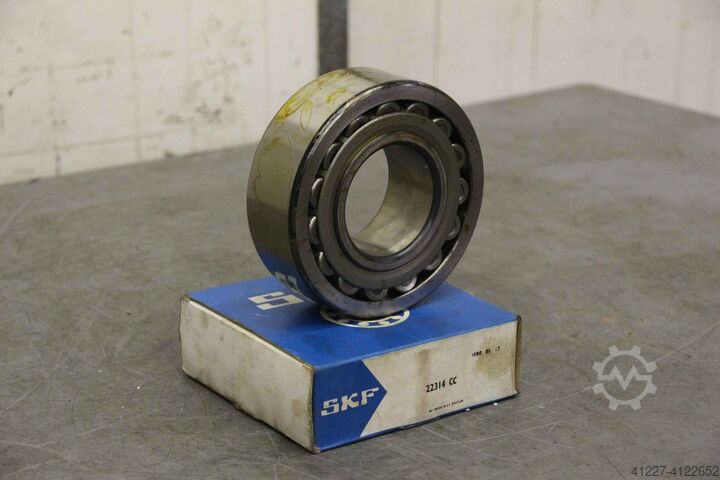 Spherical roller bearing SKF 22314 CC