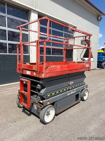 Scissor lift SkyJack SJ 4626 9,90m Scherenarbeitsbühne *Akku NEU*
