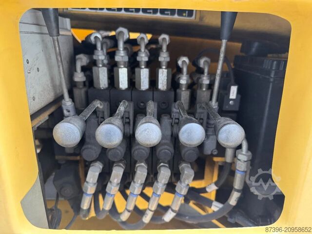 Articulated boom lift Niftylift HR21 HYBRID 4X4 hoogwerker Knikarmhoogwerker