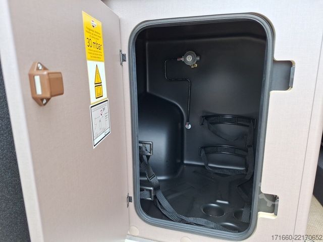 Kastenwagen Wohnmobil / Campervan BÜRSTNER Eliseo C 540 Markise, Navi+RFK, Fahrradträger