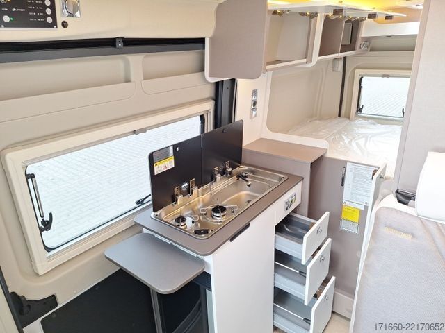 Kastenwagen Wohnmobil / Campervan BÜRSTNER Eliseo C 540 Markise, Navi+RFK, Fahrradträger