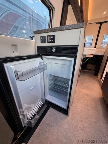 Kastenwagen Wohnmobil / Campervan BÜRSTNER Habiton HM 6.0 ** 3500 KG **