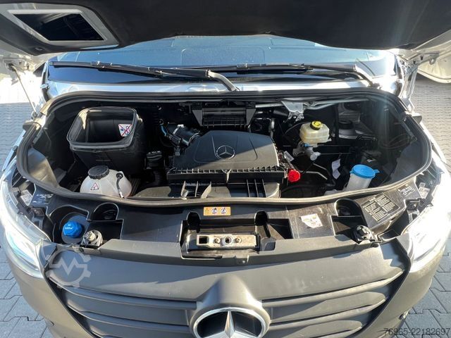 Kastenwagen MERCEDES-BENZ Sprinter 314 AUTOMATIK NAVI TOTWINKEL KAMERA LED