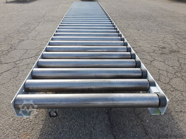 Powered roller conveyor 5200x920x300 mm, roller length L=900 mm  