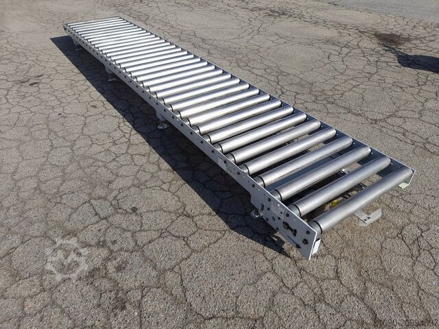 Powered roller conveyor 5200x920x300 mm, roller length L=900 mm  