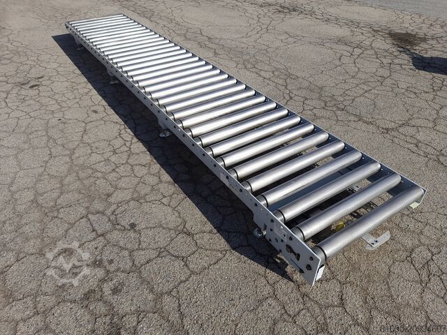 Powered roller conveyor 5200x920x300 mm, roller length L=900 mm  