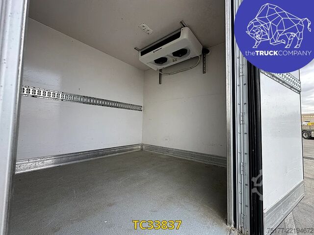 Nissan NT500 150.65 refrigerated truck Nissan NT500 150.65 frigo