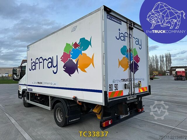 Nissan NT500 150.65 refrigerated truck Nissan NT500 150.65 frigo