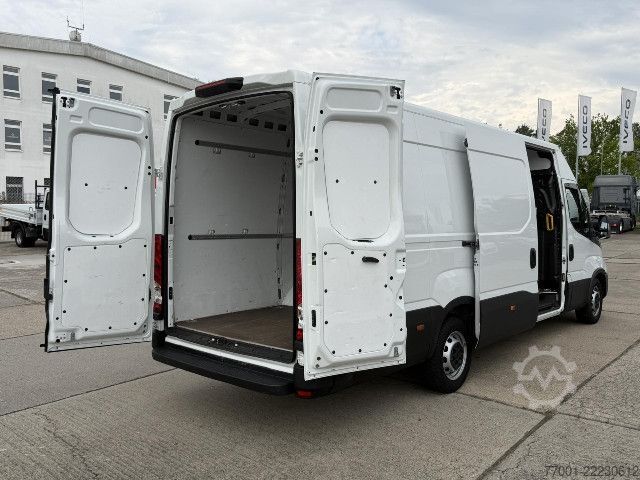 High top van IVECO 35S16 V aktuelles Modell / MAXI
