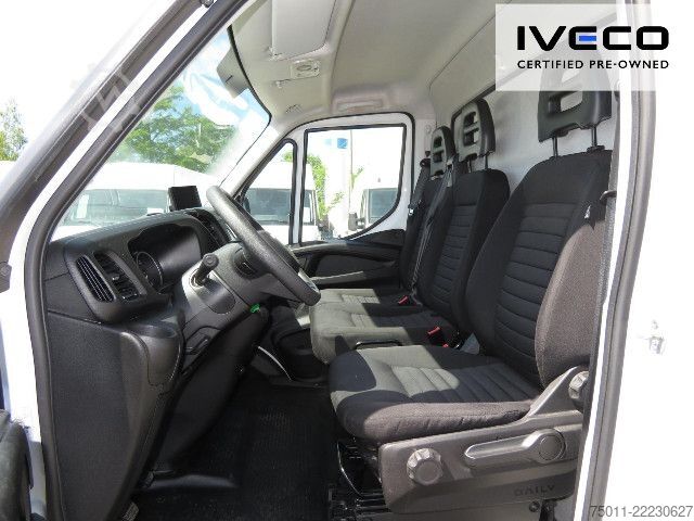 Transporter mit Koffer IVECO Daily 35C16 Koffer/LBW Klima, Kamera