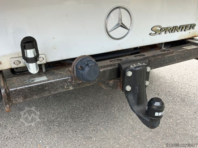 Transporter mit Pritsche & Plane MERCEDES-BENZ SPRINTER DoKa PRITSCHE+PLANE HECKA. TEMP KLIMA