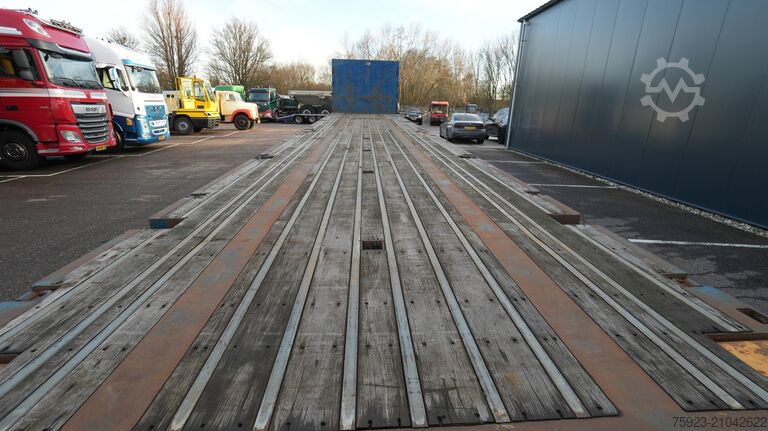 Platform trailer Pacton 3 AXLE FLATBED WITH TWISTLOCKS