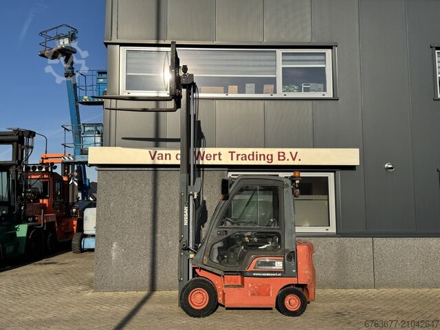 Nissan FD01A15 duplo330 sideshift / 4th function DIESEL FULL CAB. LOW HOURS NISSAN FD01A15 duplo330 sideshift / 4e Functie DIESEL FULL CAB. LOW HOURS