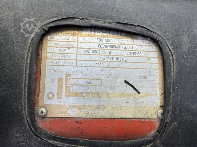 Nissan FD01A15 duplo330 sideshift / 4th function DIESEL FULL CAB. LOW HOURS NISSAN FD01A15 duplo330 sideshift / 4e Functie DIESEL FULL CAB. LOW HOURS
